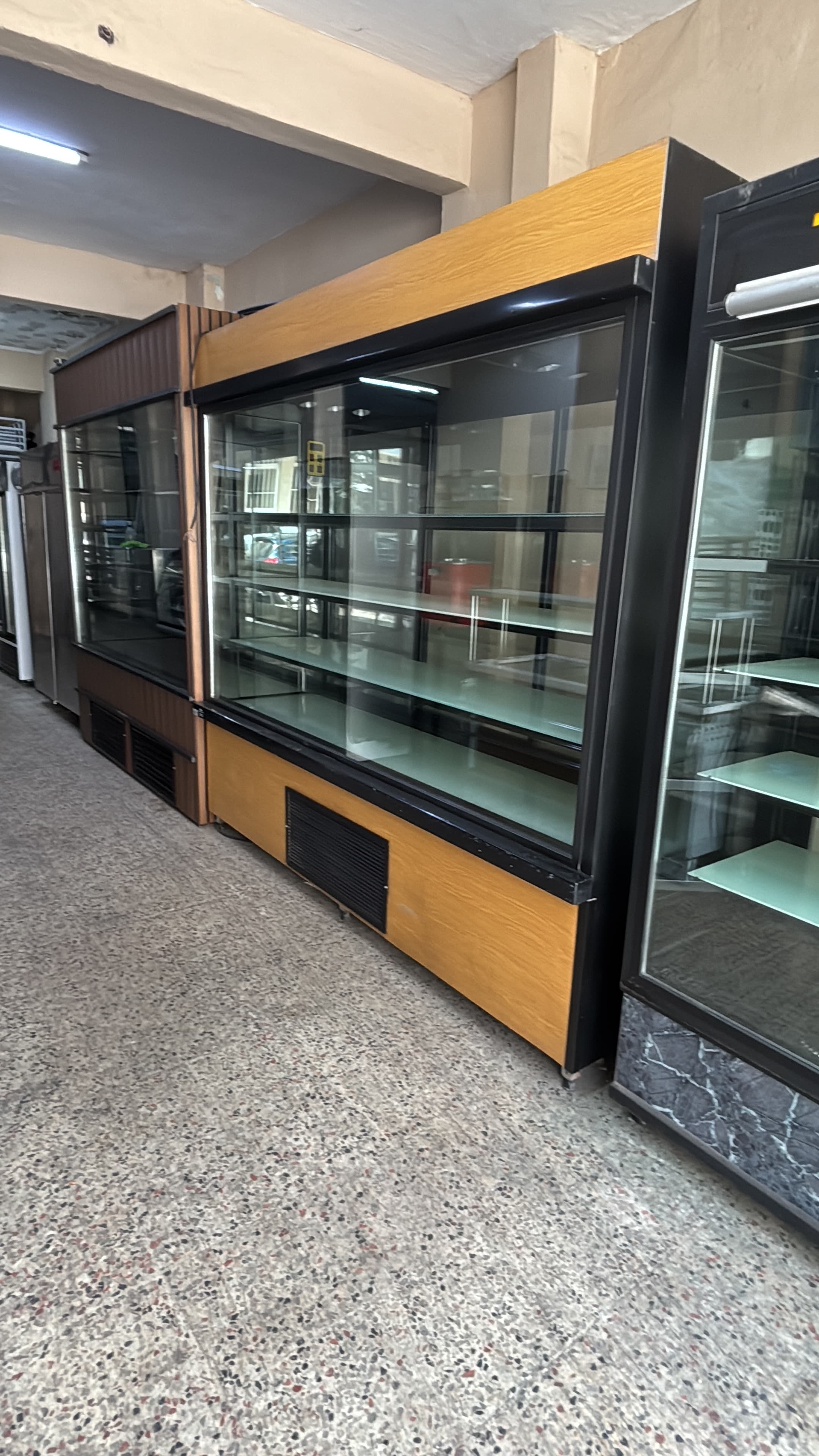 AGS Pasta Dolabı 250/75/230
