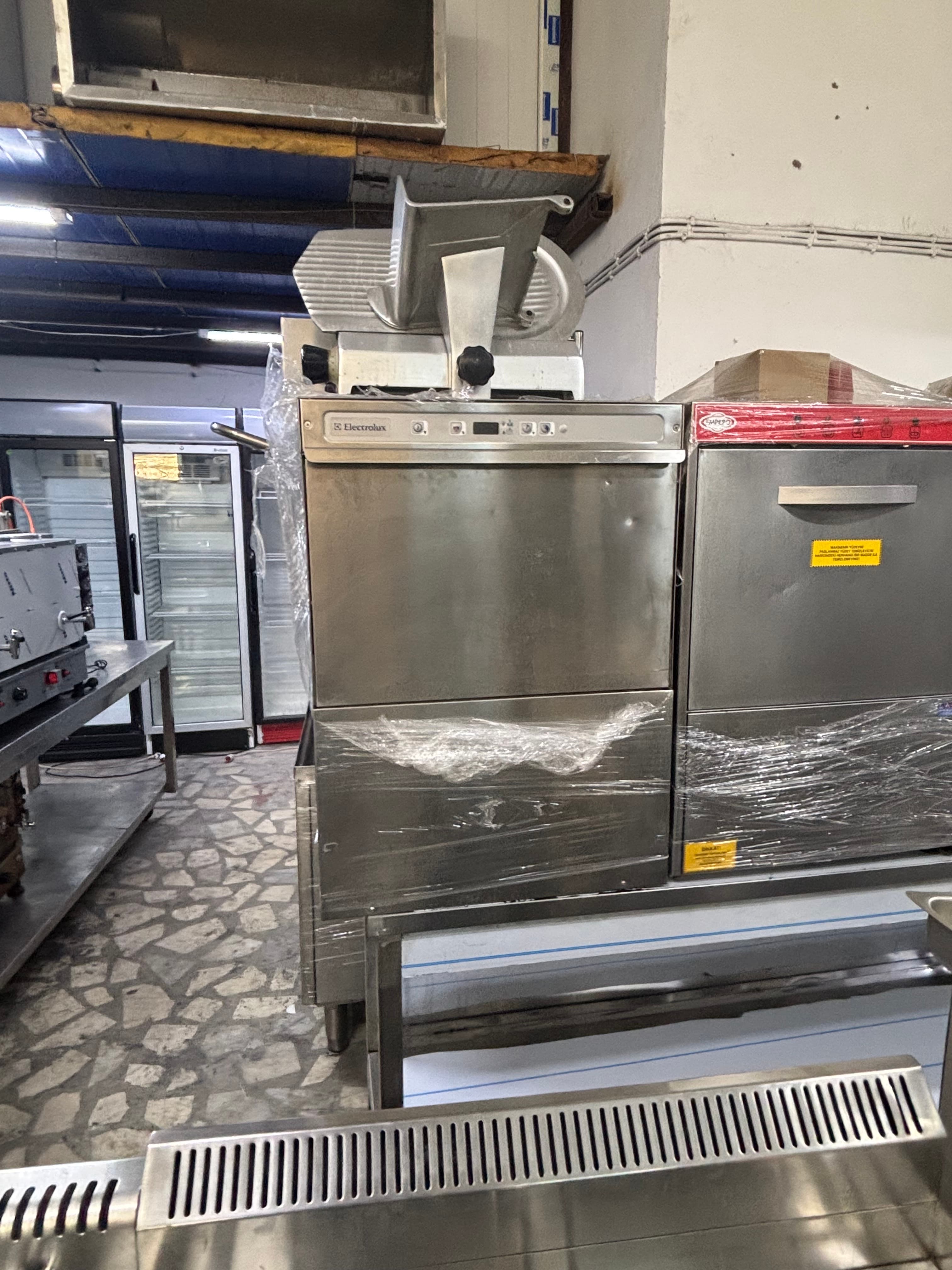 500 tabaklık bulaşık makinası 11