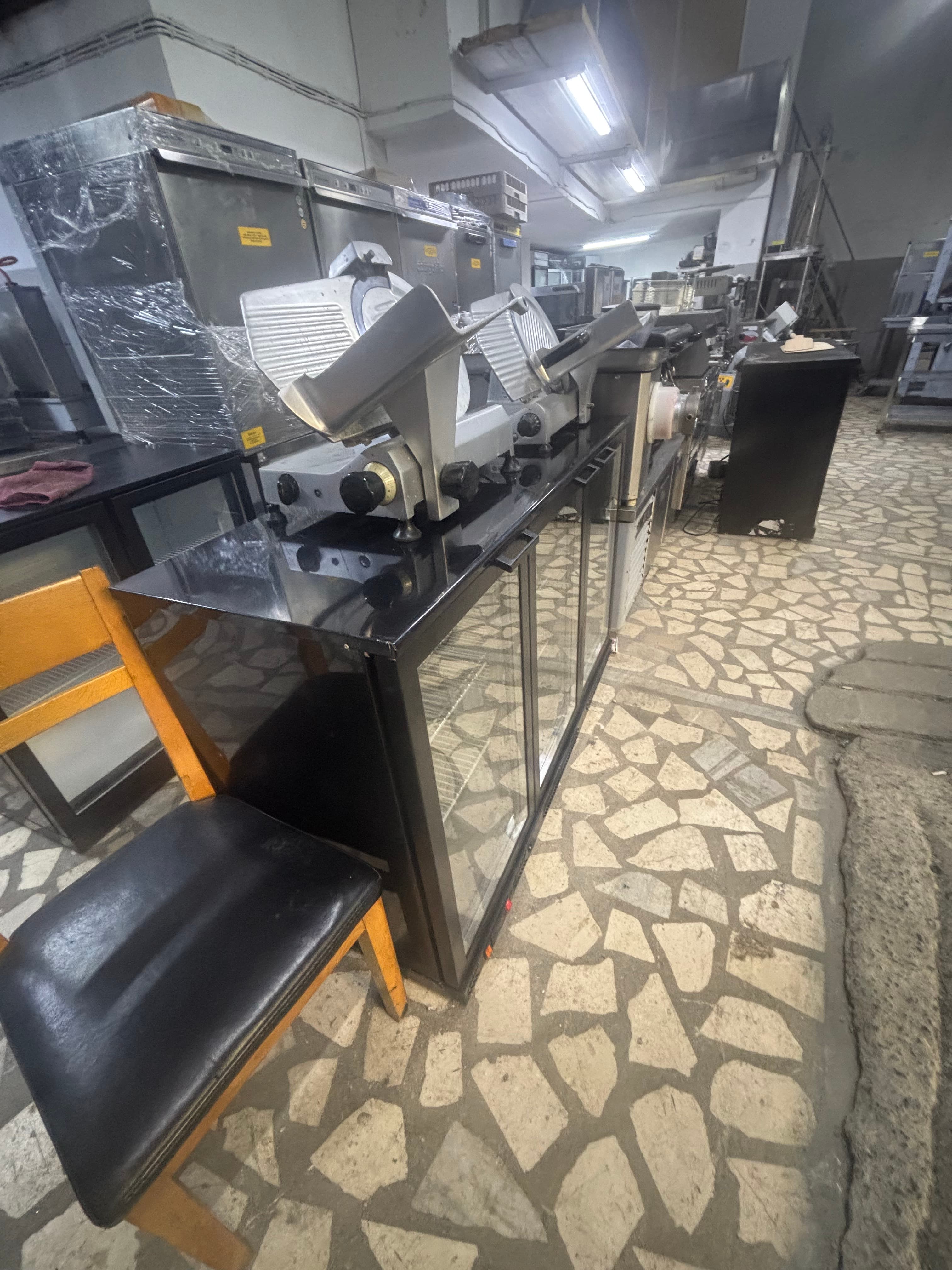 Fagor 3 Kapılı Bar Altı Dolap 140/50/90 6