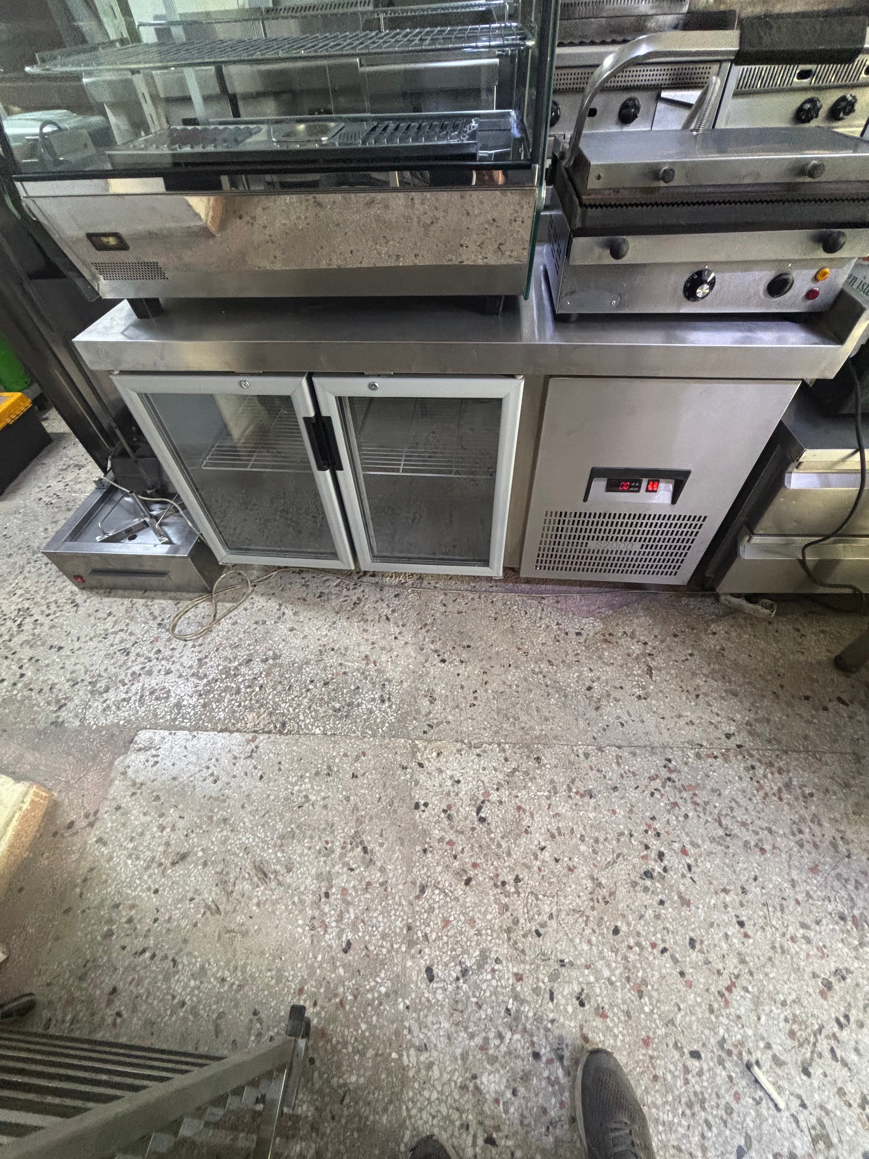 Soğutucu dolap 140/60/85 2