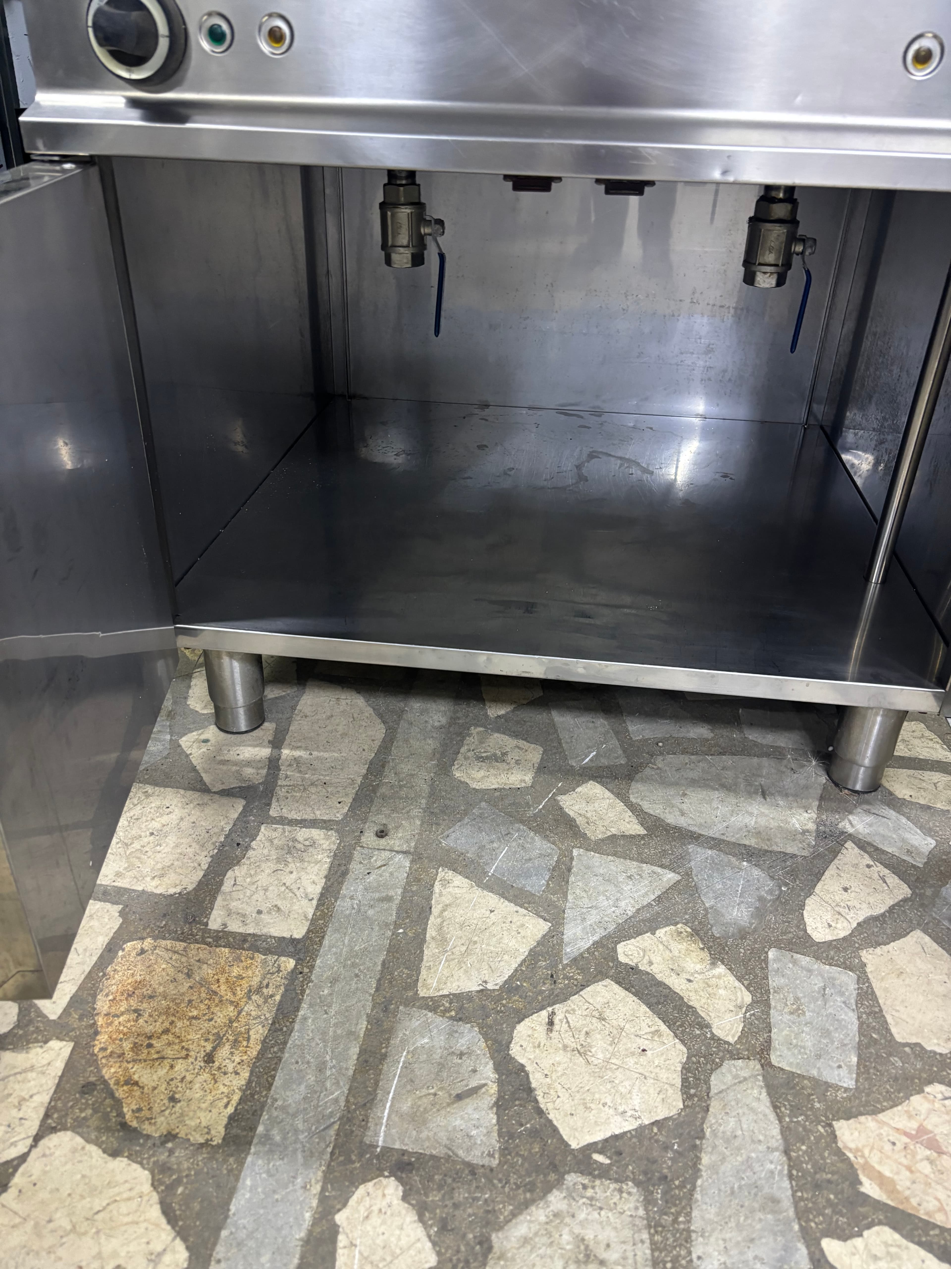 Atalay fritöz 80/90/85 ayaklı 24/24 litre 11