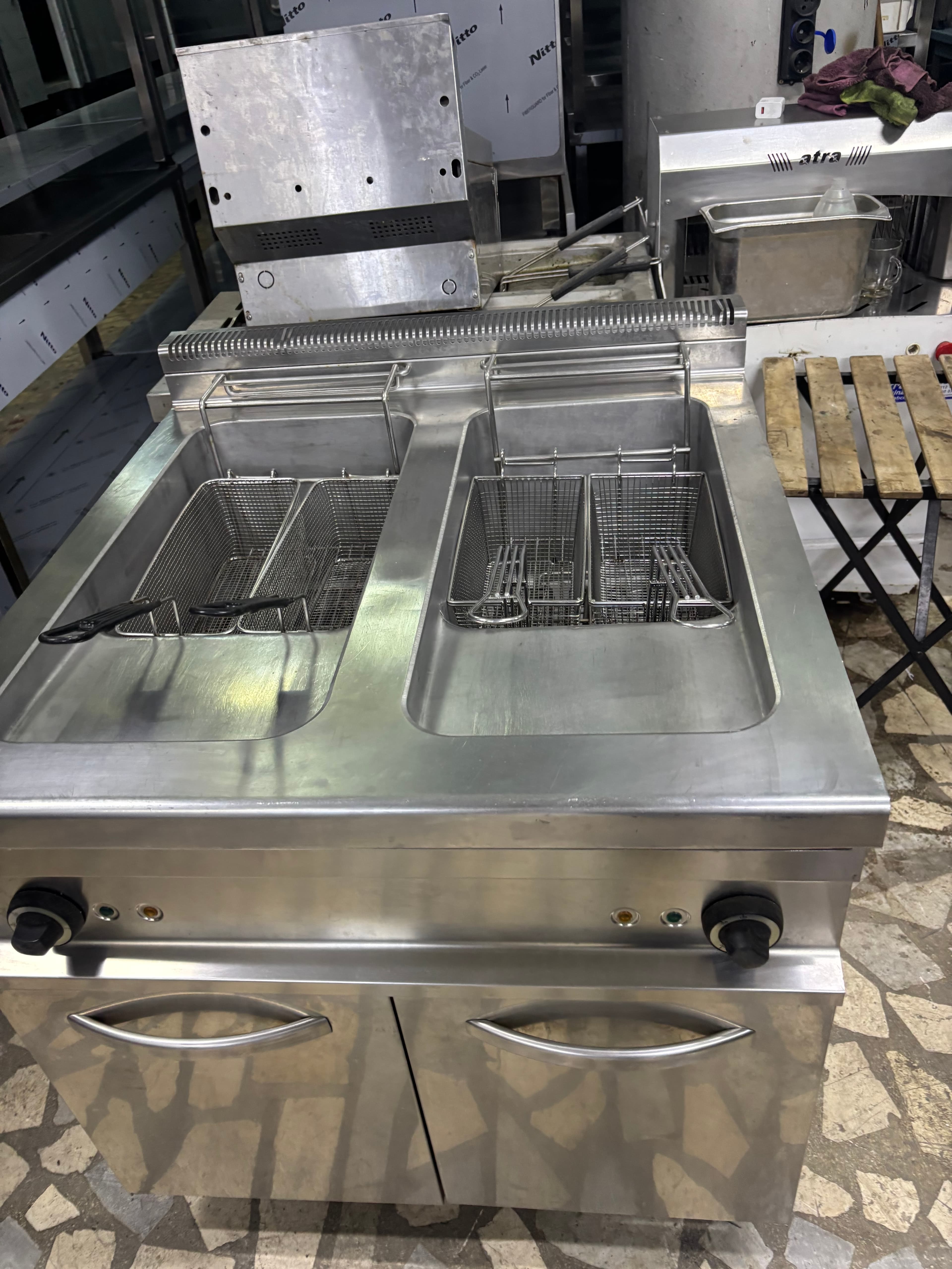 Atalay fritöz 80/90/85 ayaklı 24/24 litre 3